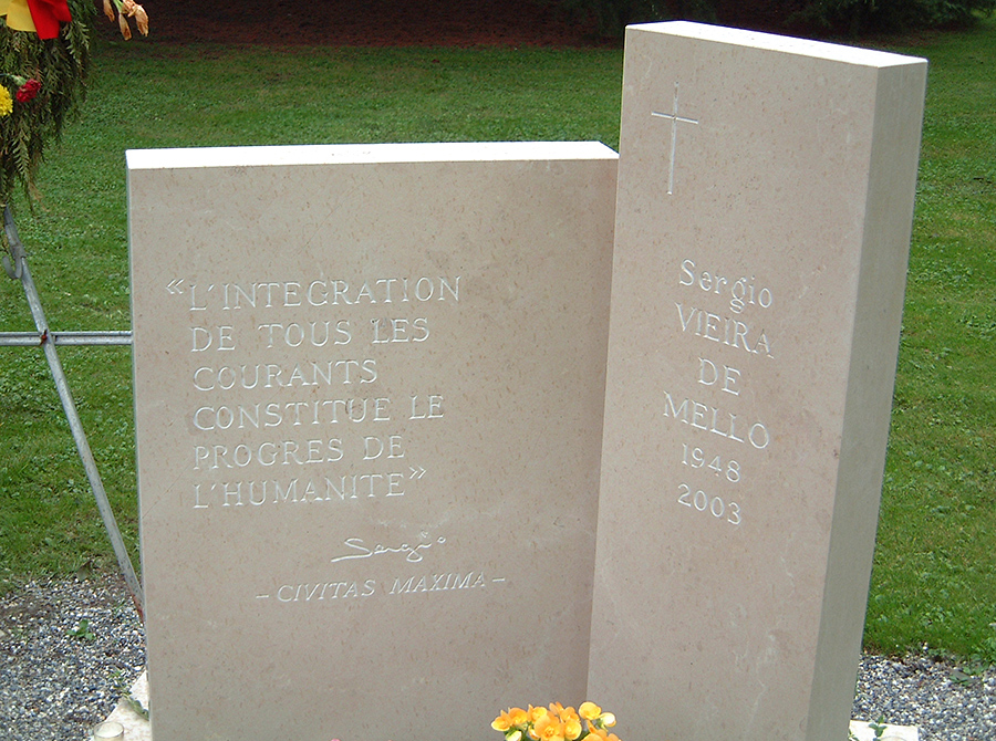 monument-viera-de-mello-005